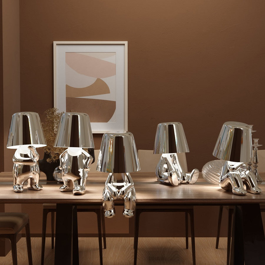 Velluto | Skulpturale Tischlampe im Figuren-Design