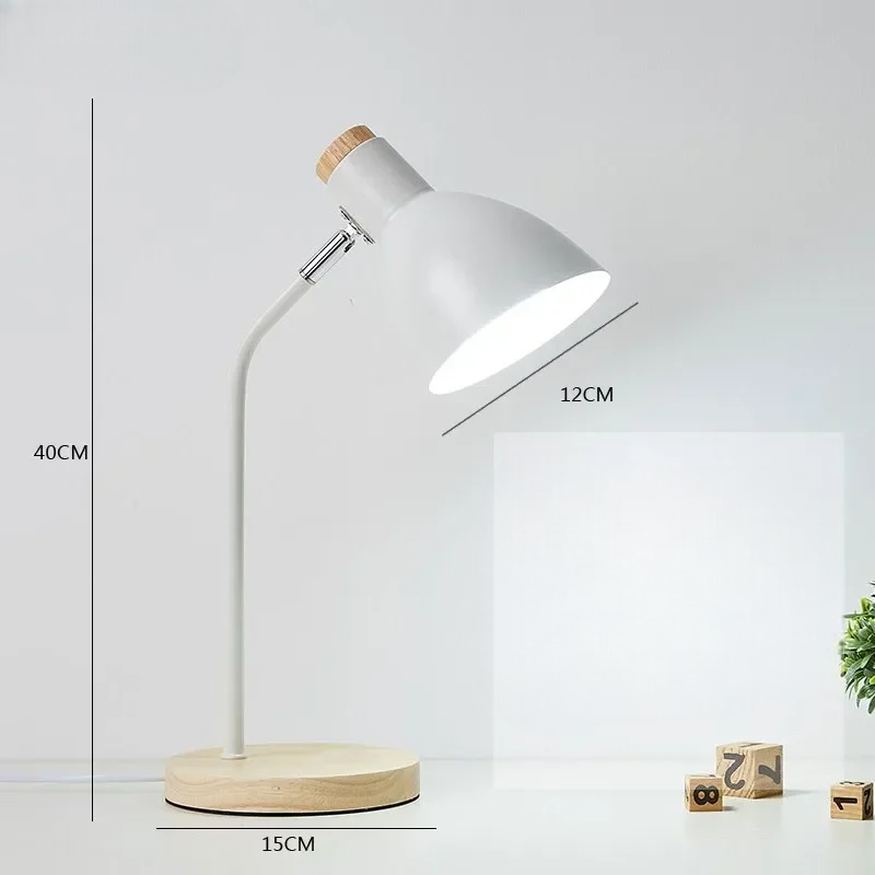 Naturora | Handgefertigte Tischlampe aus Holz