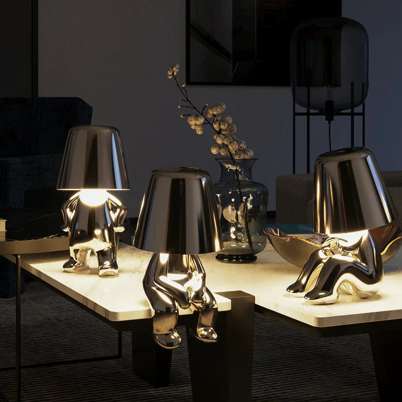 Velluto | Skulpturale Tischlampe im Figuren-Design